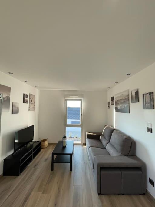 Appartement Climatise Charmes  Ngoại thất bức ảnh